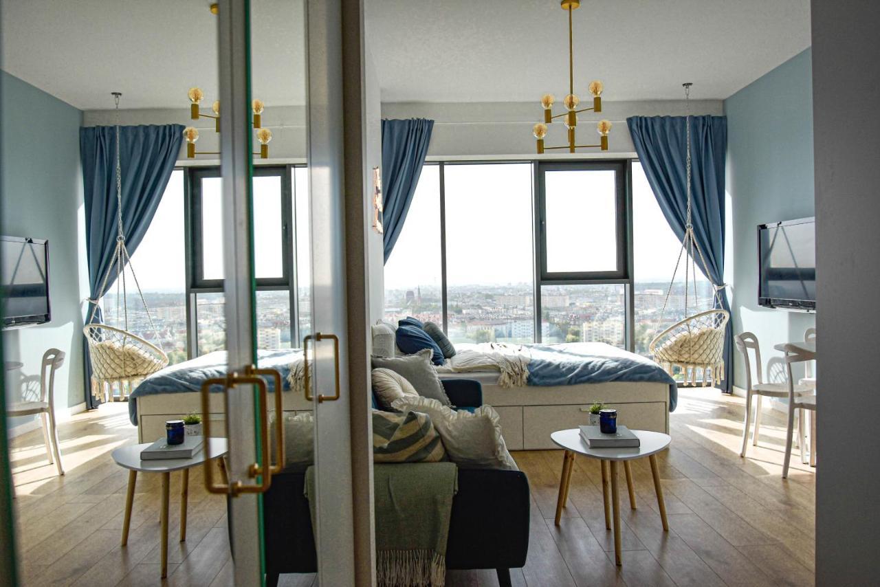Apartment Heaven Hanza Tower 17th Floor