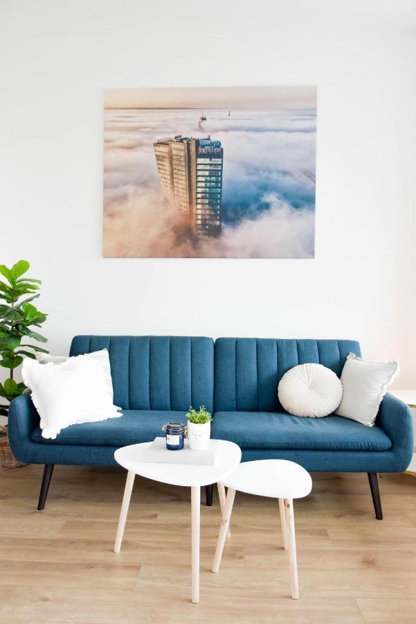 Apartment Heaven Hanza Tower 17th Floor *